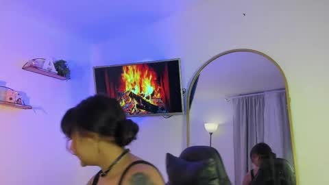   online show from May 2, 10:42 am