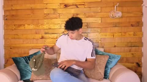 Alan online show from March 31, 11:54 am