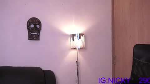 alan_morrys online show from November 28, 2:14 am