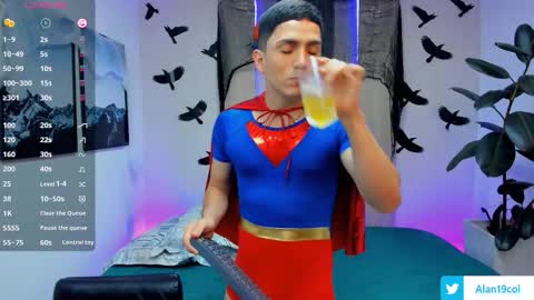 Alan  Kevin can we reach 100 thumbs up please guys  online show from October 26, 11:38 am