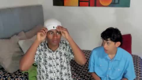 Alan and Criss - WE JUST FRIENDS WITH BENEFITS BOTH VERS online show from January 9, 7:15 pm