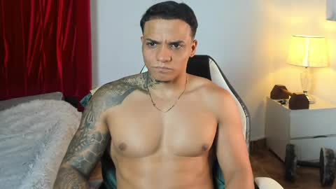 alan_vitori online show from April 14, 1:22 am