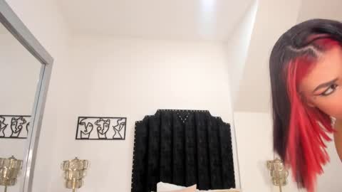 Snapshot of alana_2916 chatting on February 12, 7:35 pm alana_2916 online show from February 12, 7:35 pm