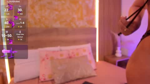 Snapshot of alana_2916 chatting on October 7, 3:47 am alana_2916 online show from October 7, 3:47 am