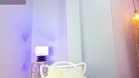Alana online show from April 28, 11:15 am