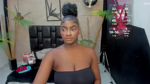 Alana online show from November 5, 1:33 pm