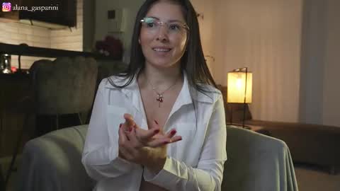 Snapshot of alana_gasparani chatting on February 17, 2:08 am Alana Gasparini online show from February 17, 2:08 am