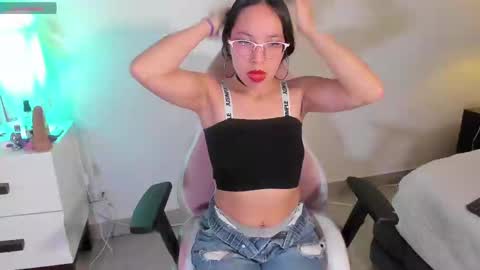 Alana  online show from December 3, 3:41 am