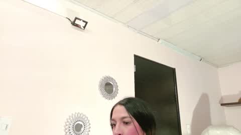 Snapshot of alana_madison chatting on September 28, 10:20 am Maeve online show from September 28, 10:20 am