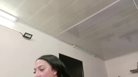 Snapshot of alana_madison chatting on October 15, 11:21 am Maeve online show from October 15, 11:21 am