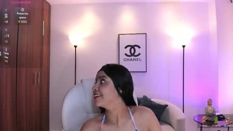 alana  online show from January 16, 7:07 pm