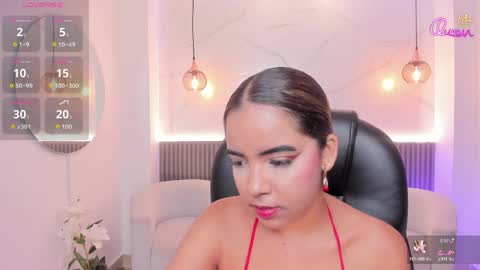 Snapshot of alana_martiins chatting on May 8, 12:10 pm alana online show from May 8, 12:10 pm