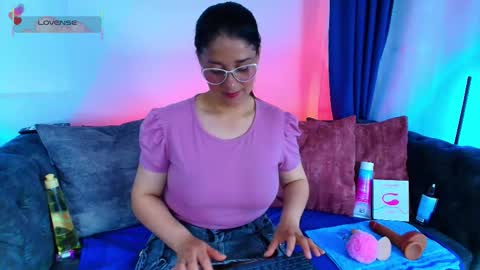 Alana  online show from December 16, 7:41 pm