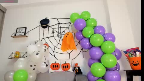       online show from October 30, 10:21 pm