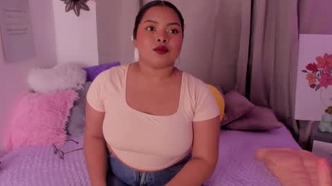 Alana Gmez  online show from November 29, 3:48 pm