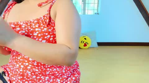 Snapshot of alanaa_gomezz chatting on April 30, 6:14 pm Alana Gmez online show from April 30, 6:14 pm