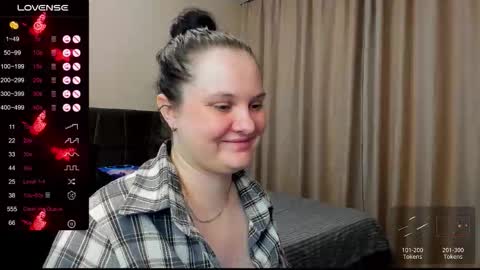 Julia online show from November 28, 11:51 pm