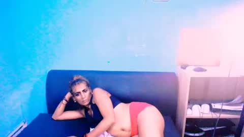 alanadelray online show from March 4, 1:59 pm