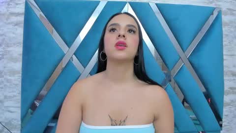 Alana Flores online show from February 13, 5:44 pm