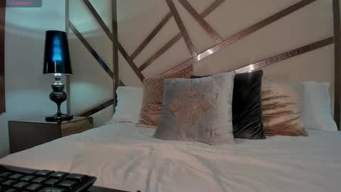 alanah_connors online show from February 10, 4:33 pm