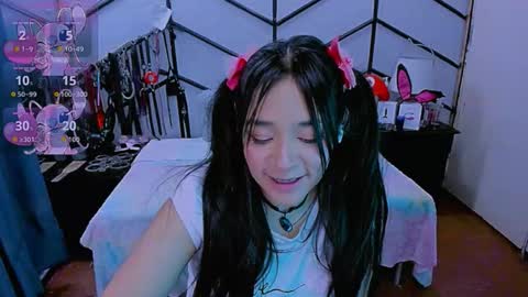 Alana online show from November 10, 7:35 pm