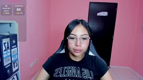 Snapshot of alanapetterson chatting on December 12, 12:55 pm alanapetterson online show from December 12, 12:55 pm