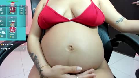Snapshot of alanapetterson chatting on December 24, 3:58 pm alanapetterson online show from December 24, 3:58 pm