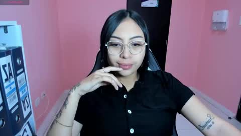 Snapshot of alanapetterson chatting on December 30, 1:14 pm alanapetterson online show from December 30, 1:14 pm