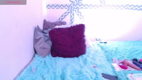 Snapshot of alanaryyderr chatting on February 2, 1:34 am Alana Ryder online show from February 2, 1:34 am