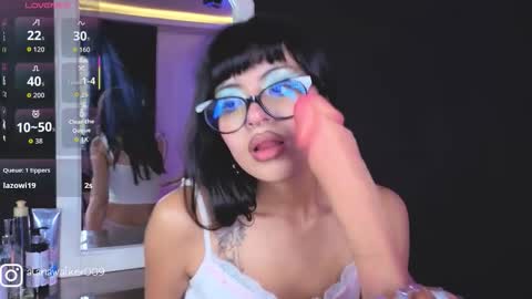 Snapshot of alanawalker9 chatting on February 28, 4:24 am Sasha online show from February 28, 4:24 am