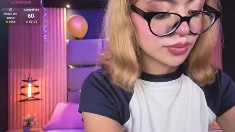 Snapshot of alanawalker9 chatting on March 24, 11:48 am Sasha online show from March 24, 11:48 am