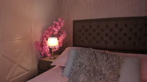 Tell me Alana online show from July 10, 12:08 pm