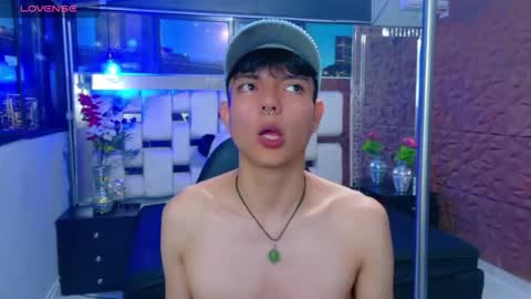 ALAN DEL REY online show from December 3, 5:15 am