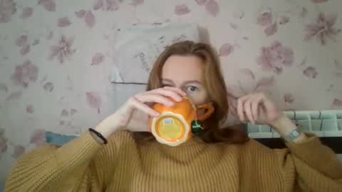 Snapshot of alane26 chatting on October 2, 8:32 am Elisa online show from October 2, 8:32 am