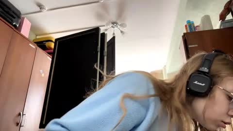 Snapshot of alanehadaller chatting on September 14, 9:52 am Stella online show from September 14, 9:52 am