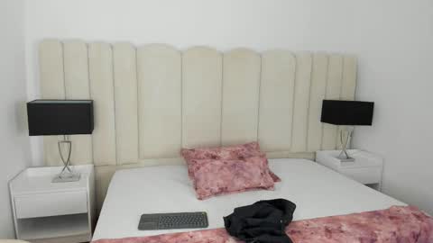 Alanha  online show from December 20, 9:11 pm