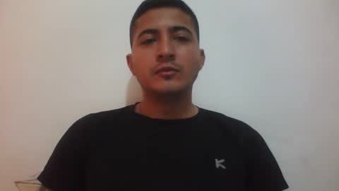 alanj998 online show from May 15, 12:23 pm