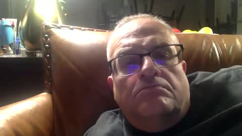 alankrieski1174 online show from October 23, 3:39 am