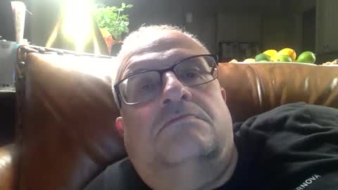 alankrieski1174 online show from October 29, 3:42 am