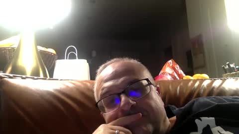 alankrieski1174 online show from November 5, 5:07 am