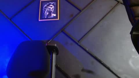 alanmill3r online show from December 29, 9:52 pm