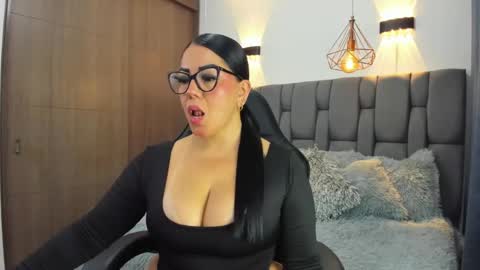 Alana online show from May 13, 1:58 am