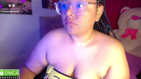 Snapshot of alanna_brunette chatting on October 17, 7:16 pm lanna online show from October 17, 7:16 pm