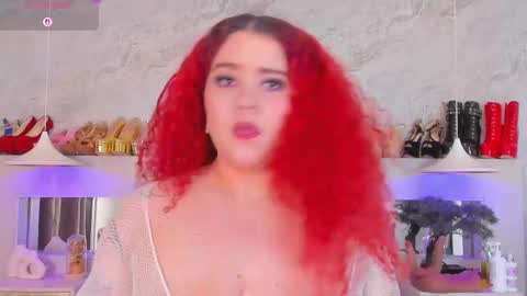 Alanna  online show from May 14, 1:23 am