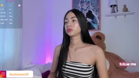 Snapshot of alannah__ chatting on February 4, 2:43 pm online show from February 4, 2:43 pm