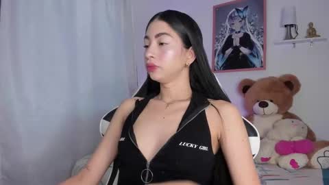Snapshot of alannah__ chatting on February 6, 11:43 am online show from February 6, 11:43 am