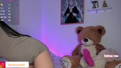Snapshot of alannah__ chatting on February 14, 11:53 am online show from February 14, 11:53 am