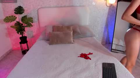 alannarouge online show from February 10, 12:09 pm