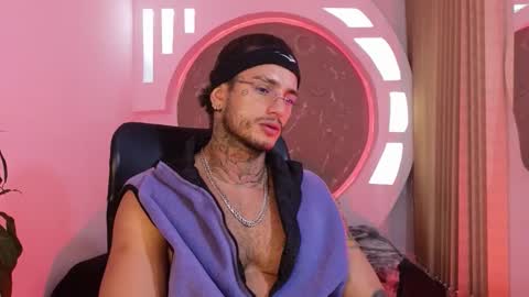 alan online show from October 25, 10:12 am