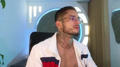 alan online show from January 19, 11:36 am